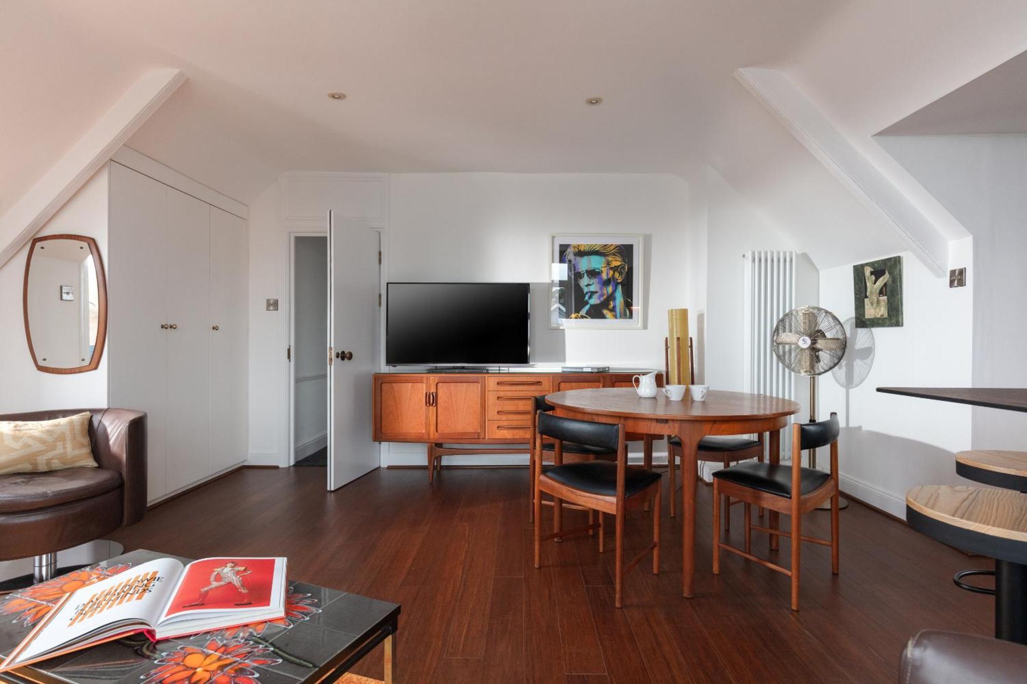 Chelsea House Holiday Apartments Falmouth Room photo
